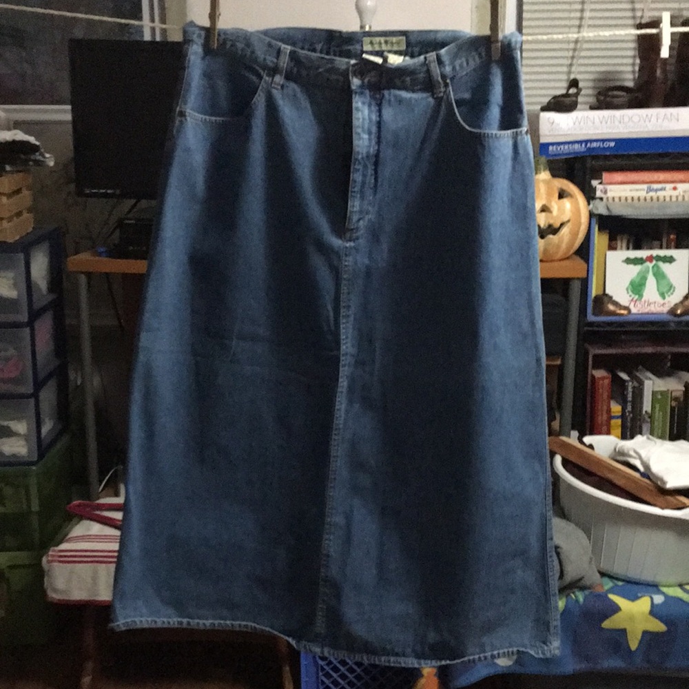 Eddie Bauer denim skirt size 20 blue